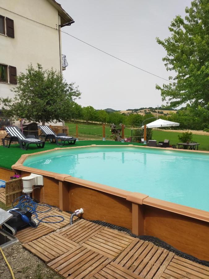 Appartamento MANSARDA VITI - Sguardo su Frontone - Esterno foto