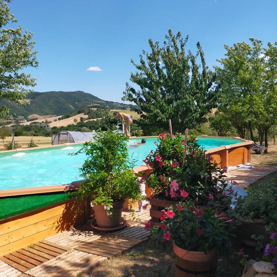 Appartamento MANSARDA VITI - Sguardo su Frontone - Esterno foto